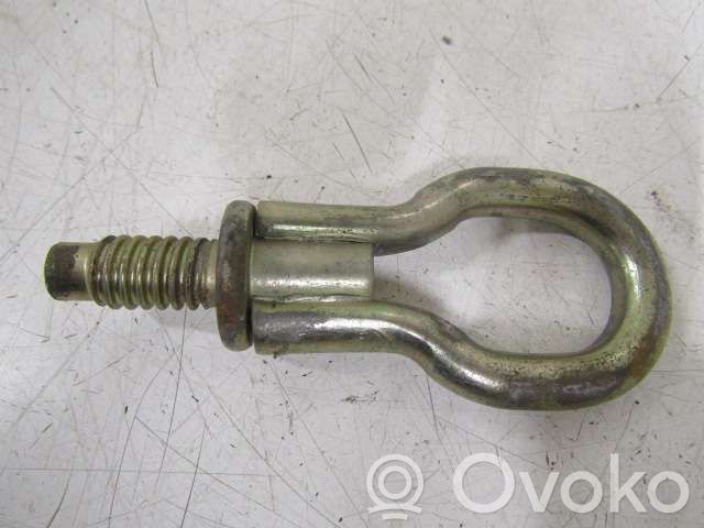 Ford Mondeo Mk III Anillo de remolque 