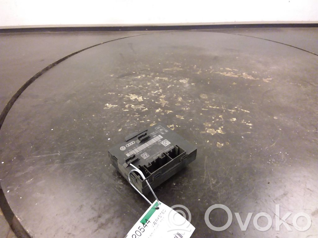 Komforto modulis   8T0959795J