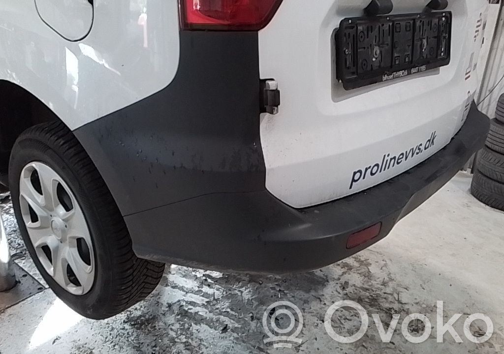 Ford Transit Courier Galinis bamperis 