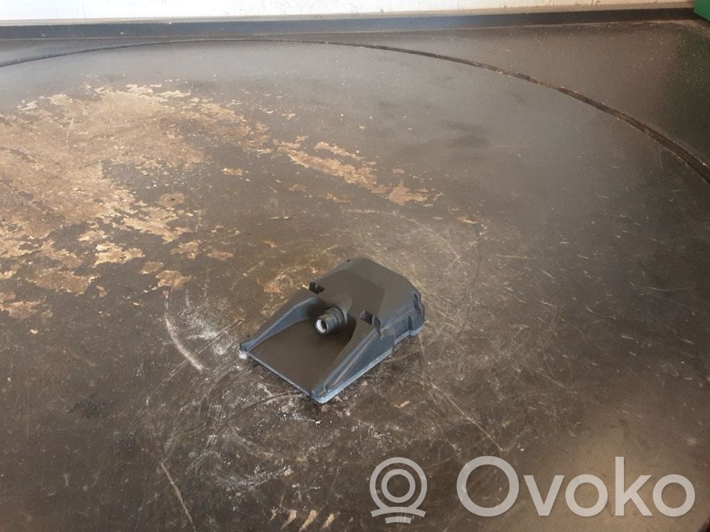 Windshield/windscreen camera   1681923580
