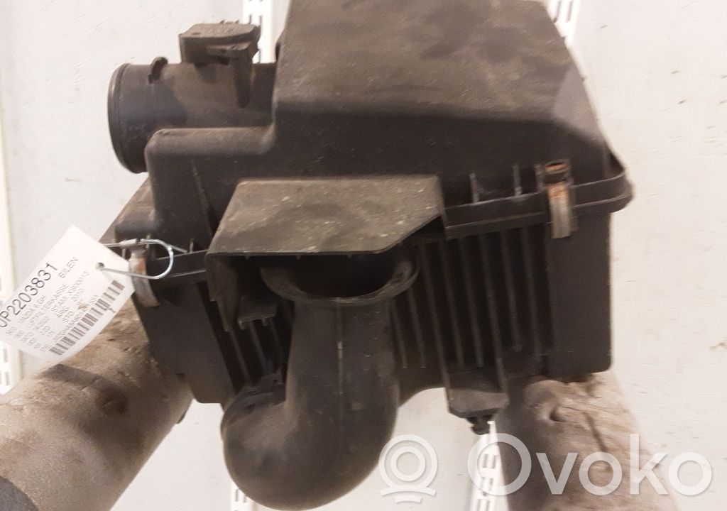 Mazda 6 Air filter box 