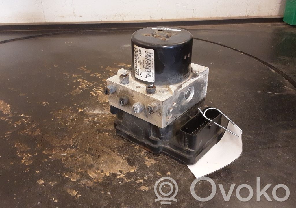 Opel Combo D ABS bloks 