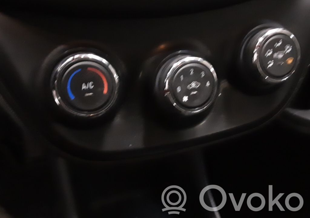 Climate control unit   42348335