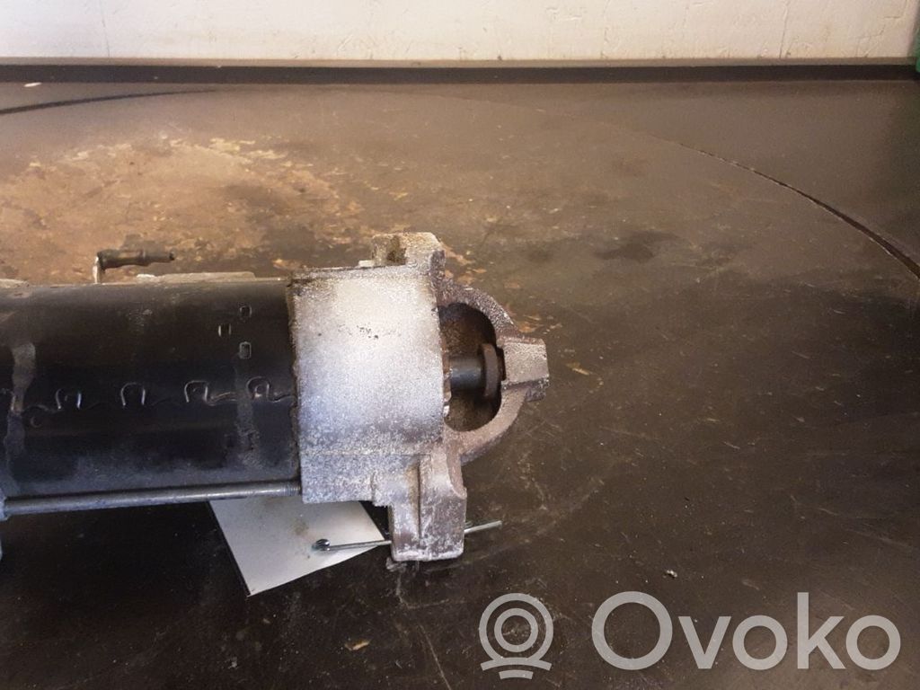 Volvo XC40 Стартер 