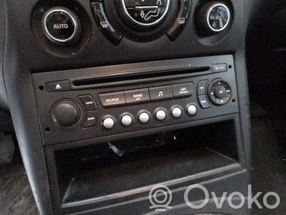 GPS navigation control unit/module   657999,1614201480
