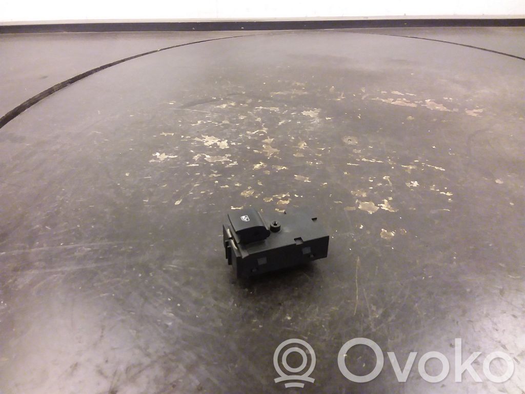 Electric window control switch   13301888