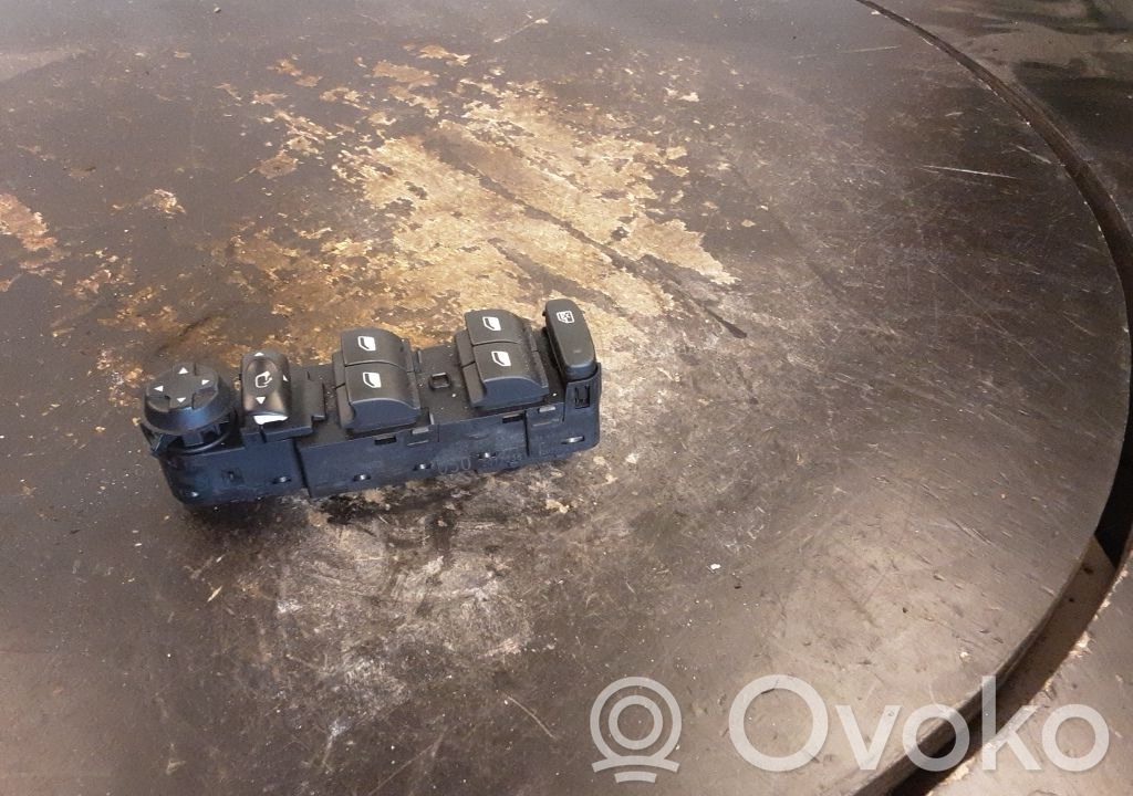 Electric window control switch   6490JX,96657050ZD