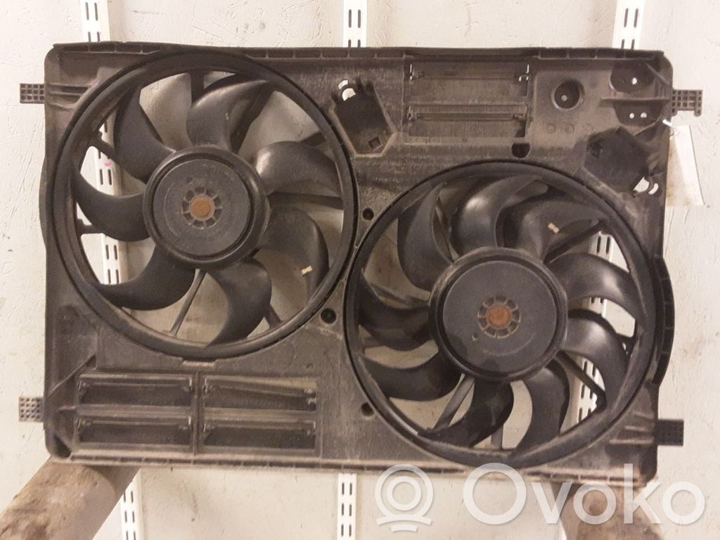 Ford C-MAX II Elektrisks radiatoru ventilators 