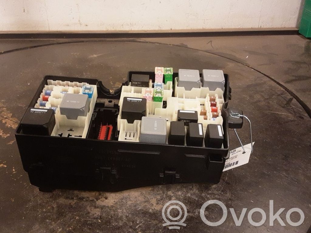 Modulo fusibile   AV6T14A142AA