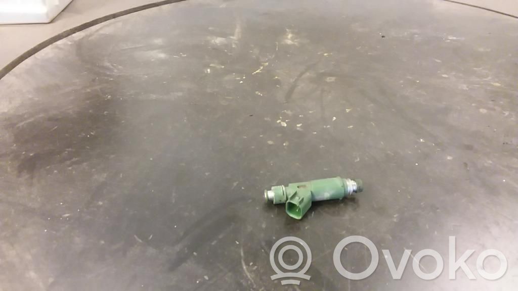 Volvo V70 Fuel injector 