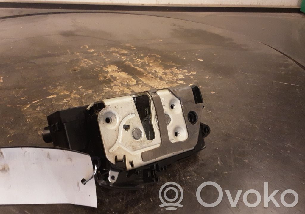 Ford C-MAX II Centrinio užrakto varikliukas 