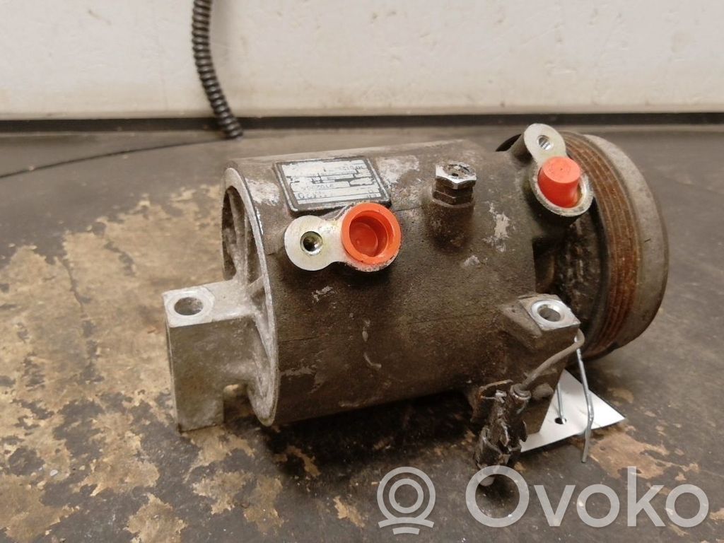 Suzuki Celerio Ilmastointilaitteen kompressorin pumppu (A/C) 