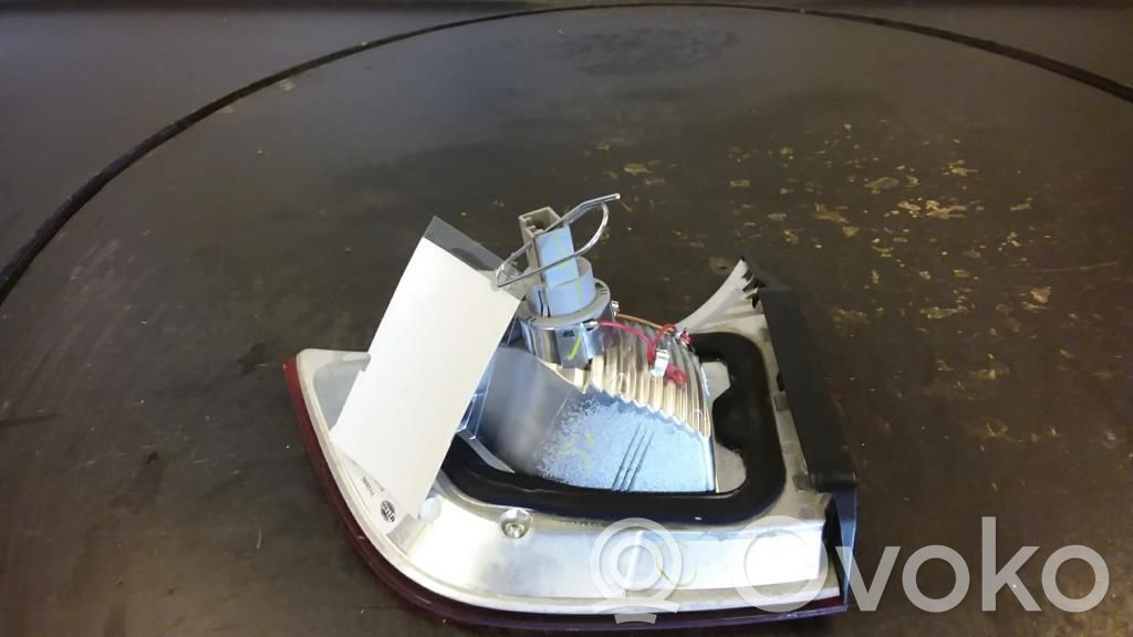 Rear/tail lights   717998714,22421001