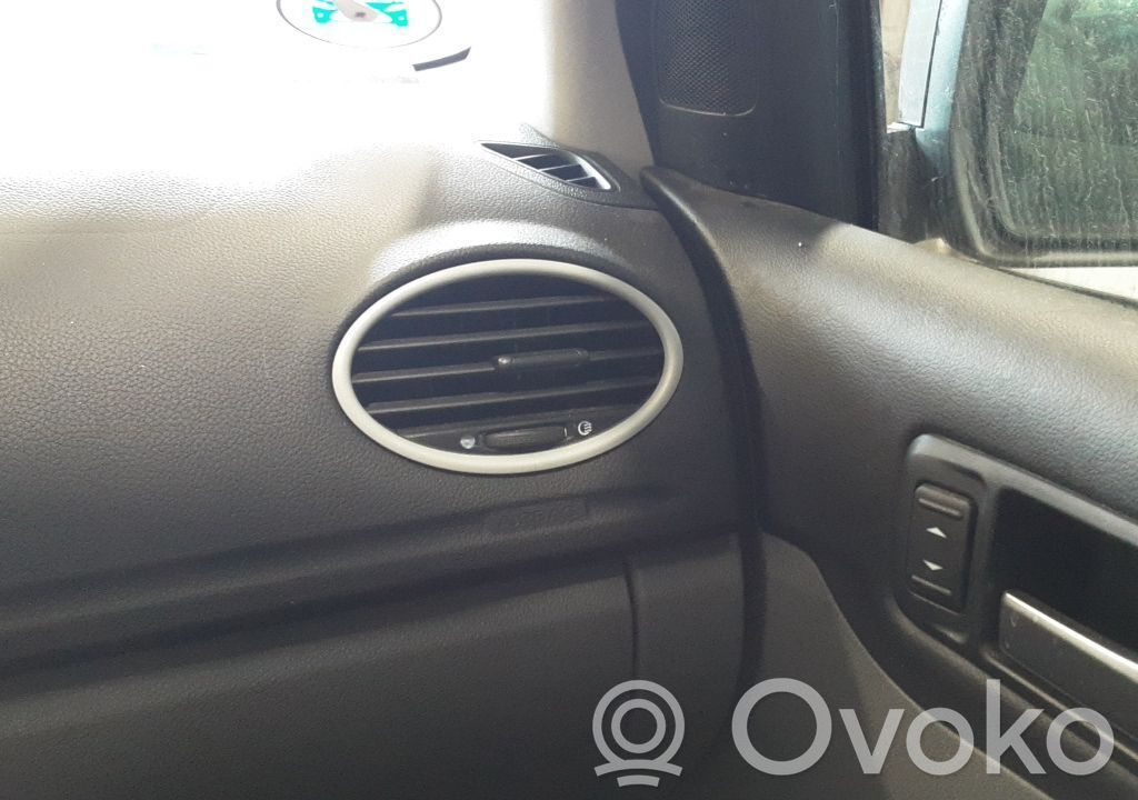 Ford Focus Dash center air vent grill 