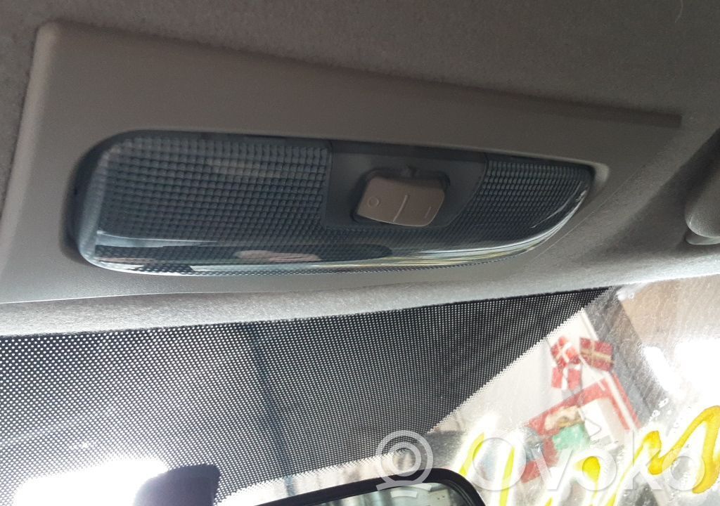 Éclairage lumière plafonnier avant   1528640
