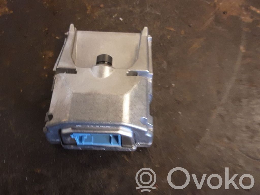 Windshield/windscreen camera