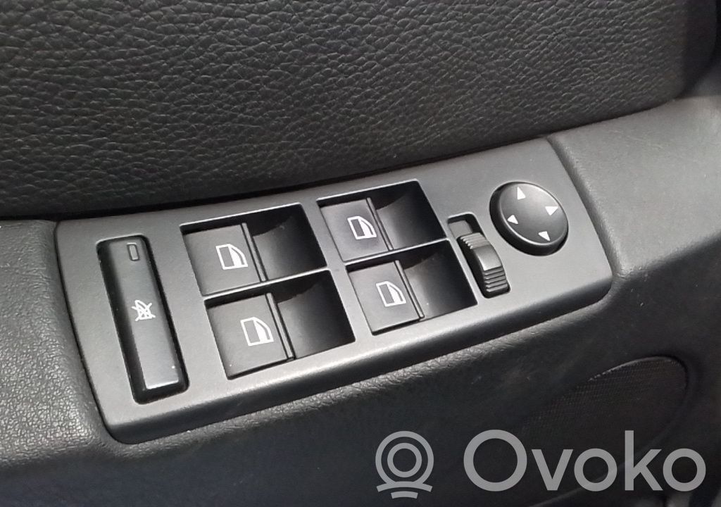 Electric window control switch   61316962505
