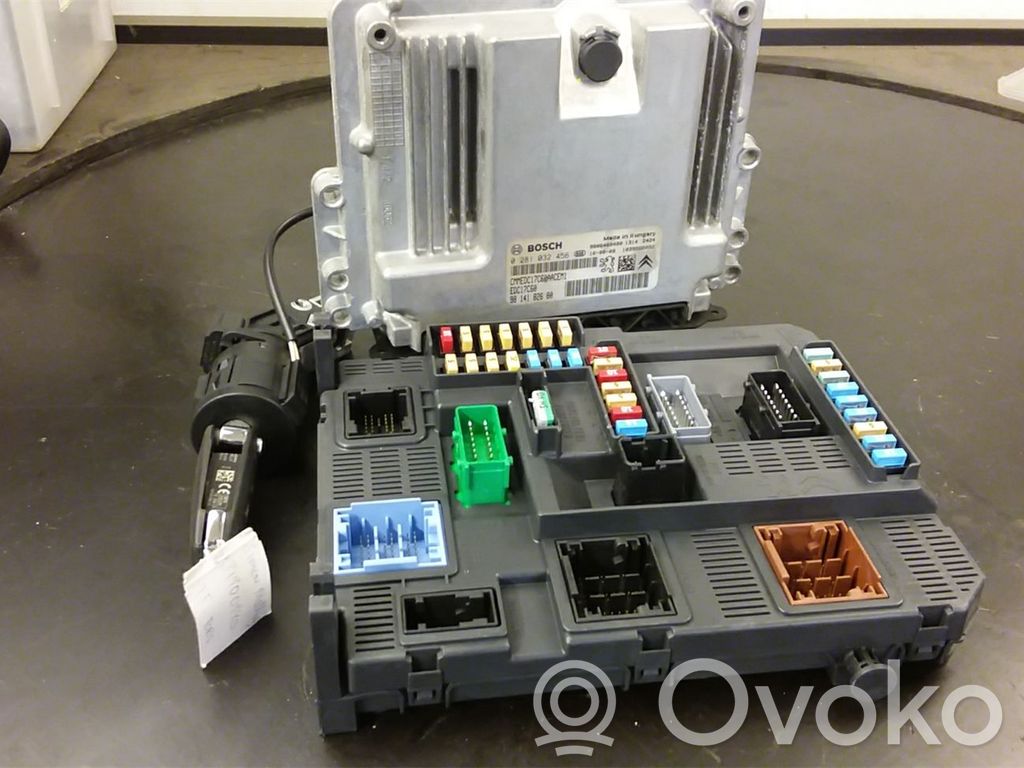 Peugeot 208 I BSM Control unit 