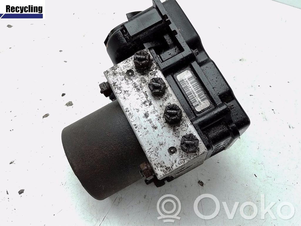 Opel Vivaro Bomba de ABS 