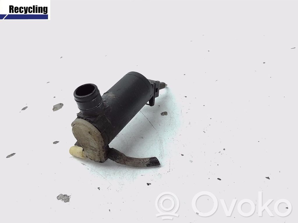 Windscreen/windshield washer pump   DD1067482