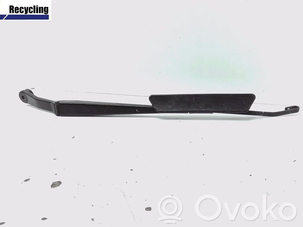 Mazda 2 Front wiper blade arm 