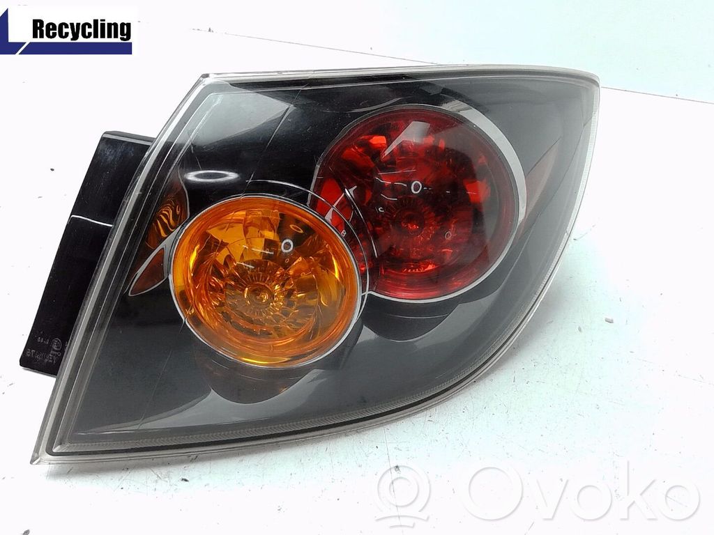 Mazda 3 I Galinis žibintas kėbule 