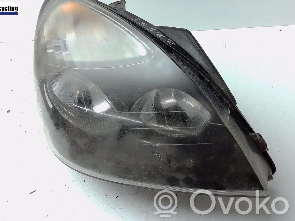 Renault Clio III Headlight/headlamp 