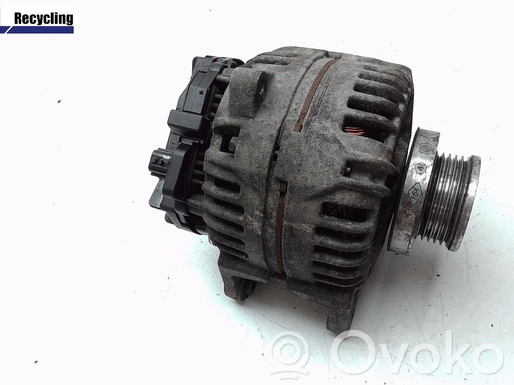 Alternador   7701476812,8200325823