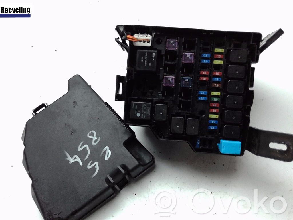 Mazda 2 Fuse box set 