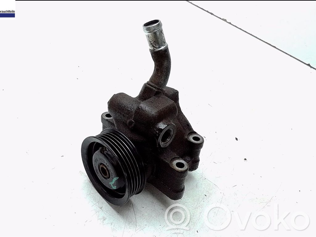 Mazda 2 Power steering pump 