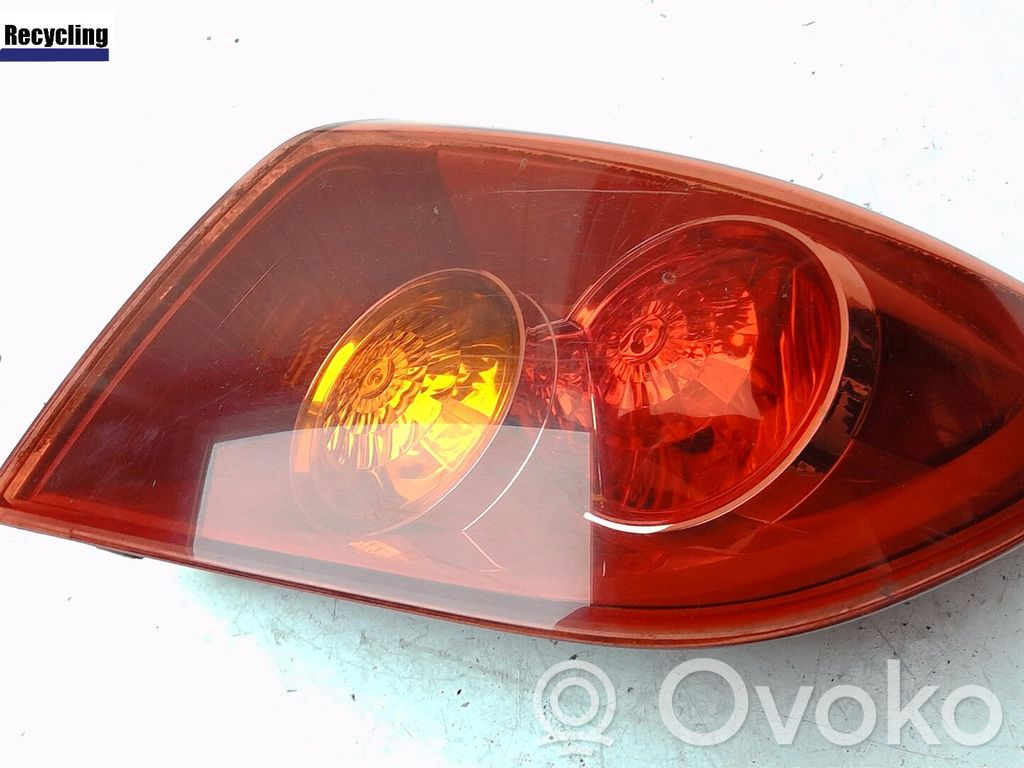 Mazda 3 I Galinis žibintas kėbule 