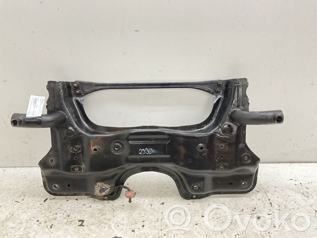Opel Combo D Priekinis traversas 