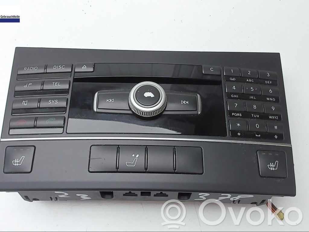 Mercedes-Benz E W212 Panel / Radioodtwarzacz CD/DVD/GPS 
