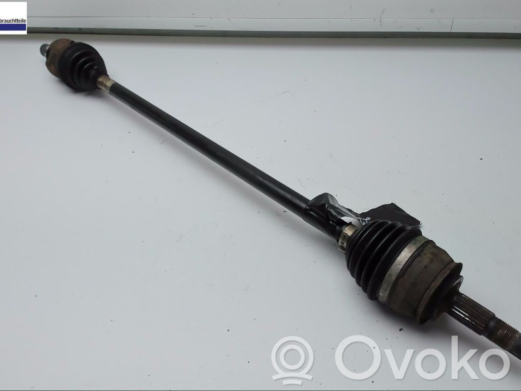Opel Corsa D Półoś przednia 