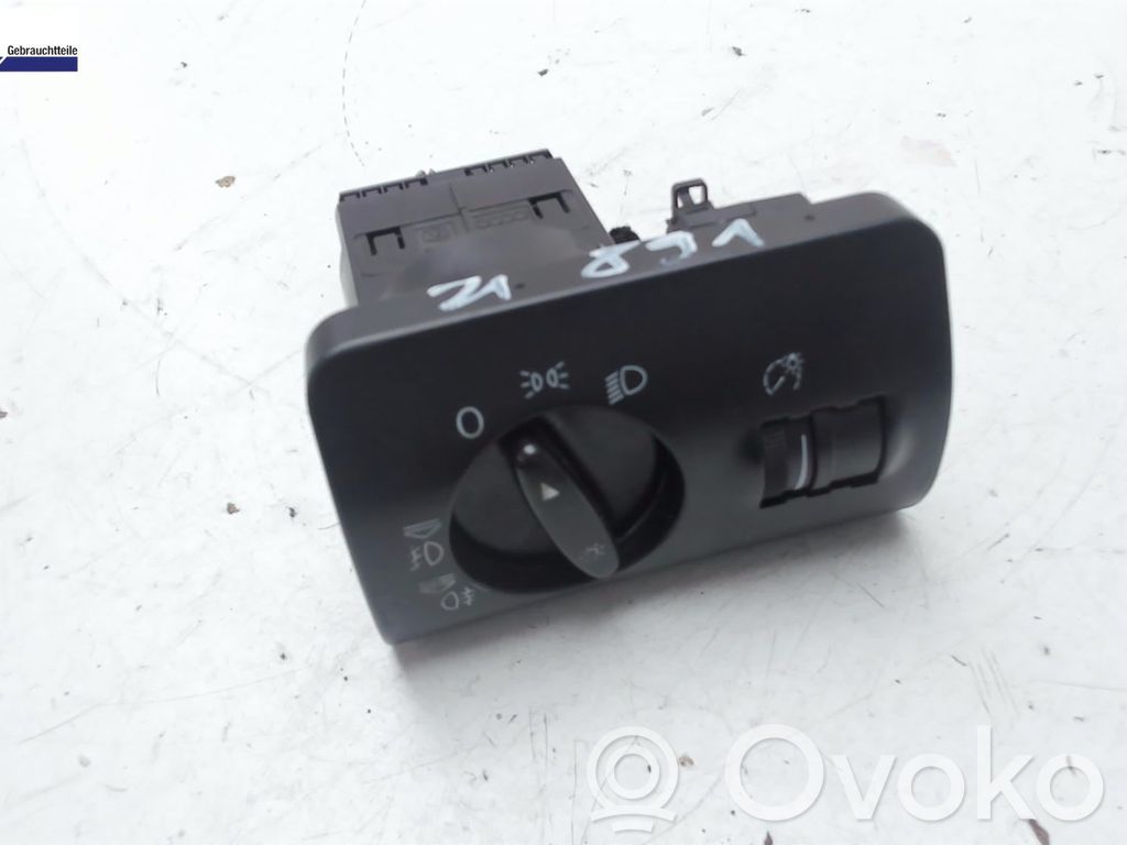 Audi A6 S6 C5 4B Lichtschalter 