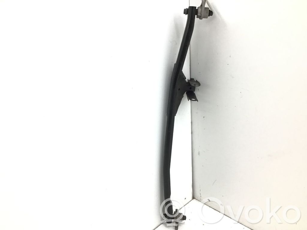 Engine mounting bracket   30680750,8659000