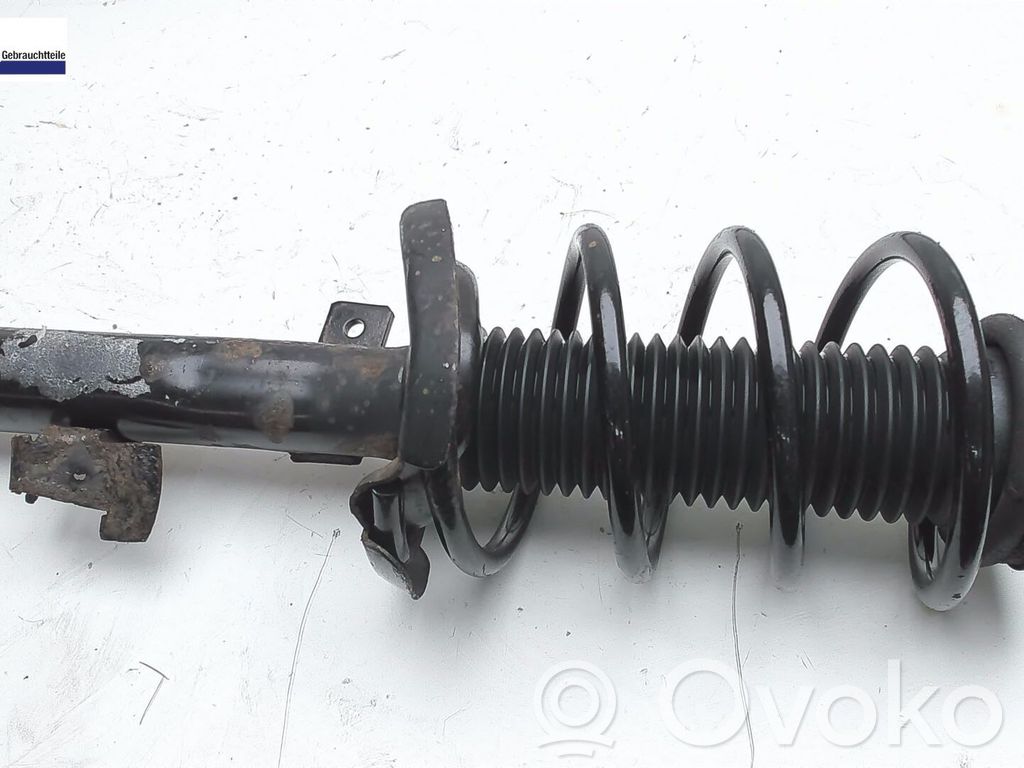 Ford Focus Amortyzator osi przedniej ze sprężyną 