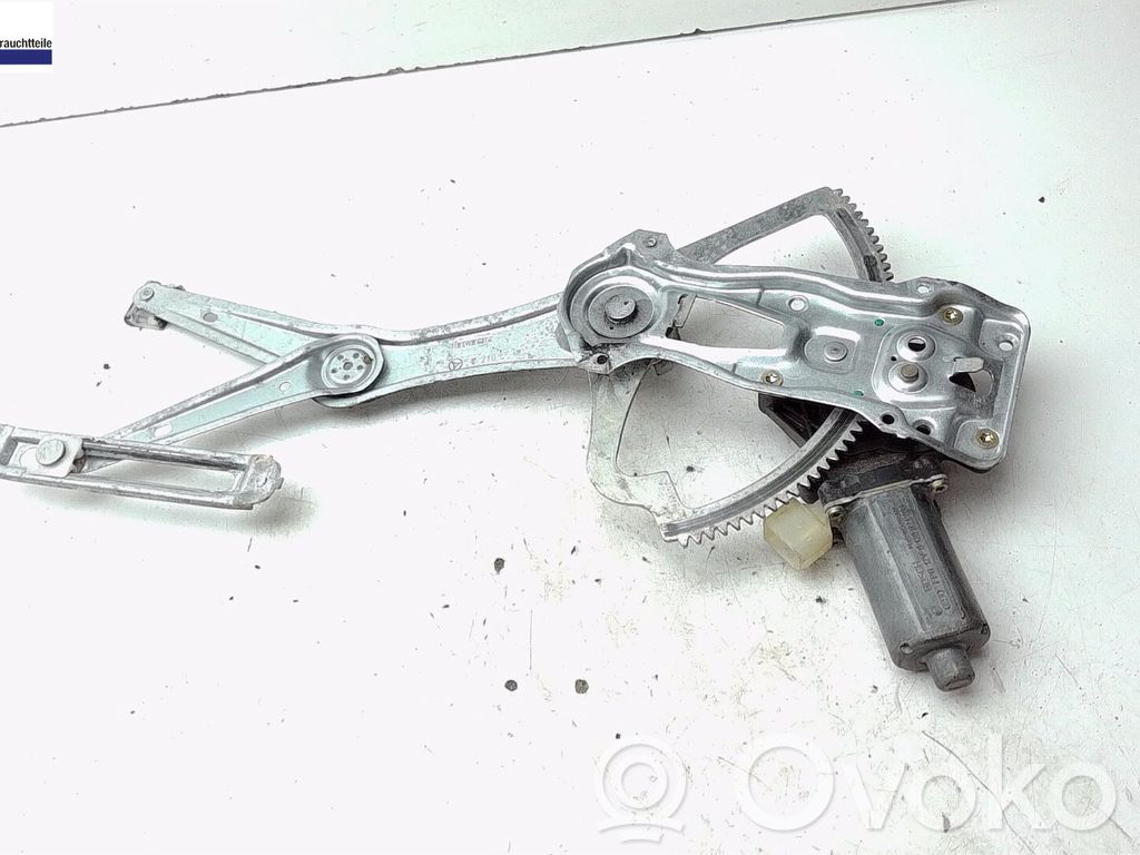 Mercedes-Benz E W210 Mechanizm podnoszenia szyby przedniej bez silnika 