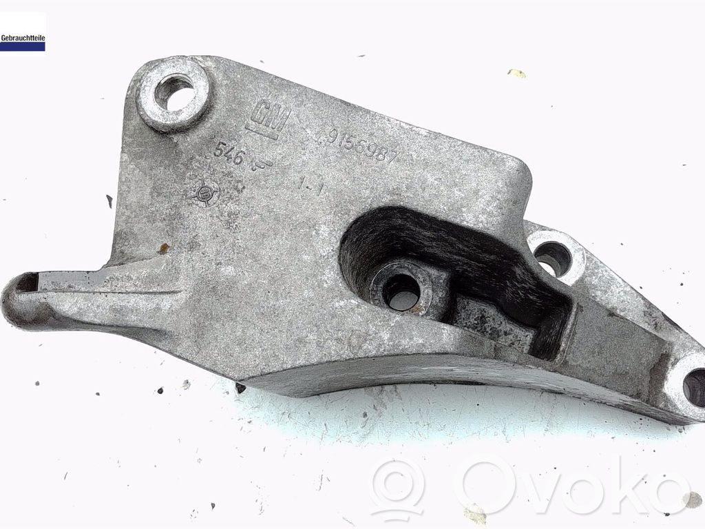 Engine mounting bracket   09156942,9156987
