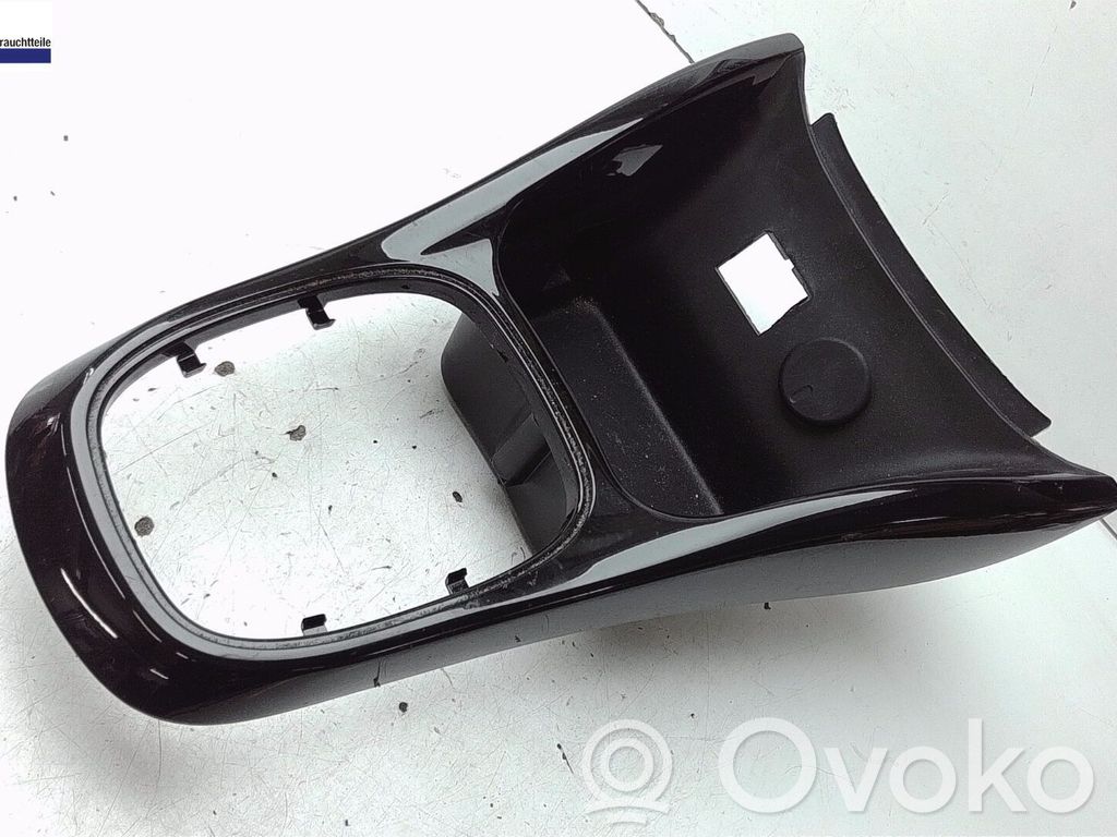 Opel Adam Centrinė konsolė 