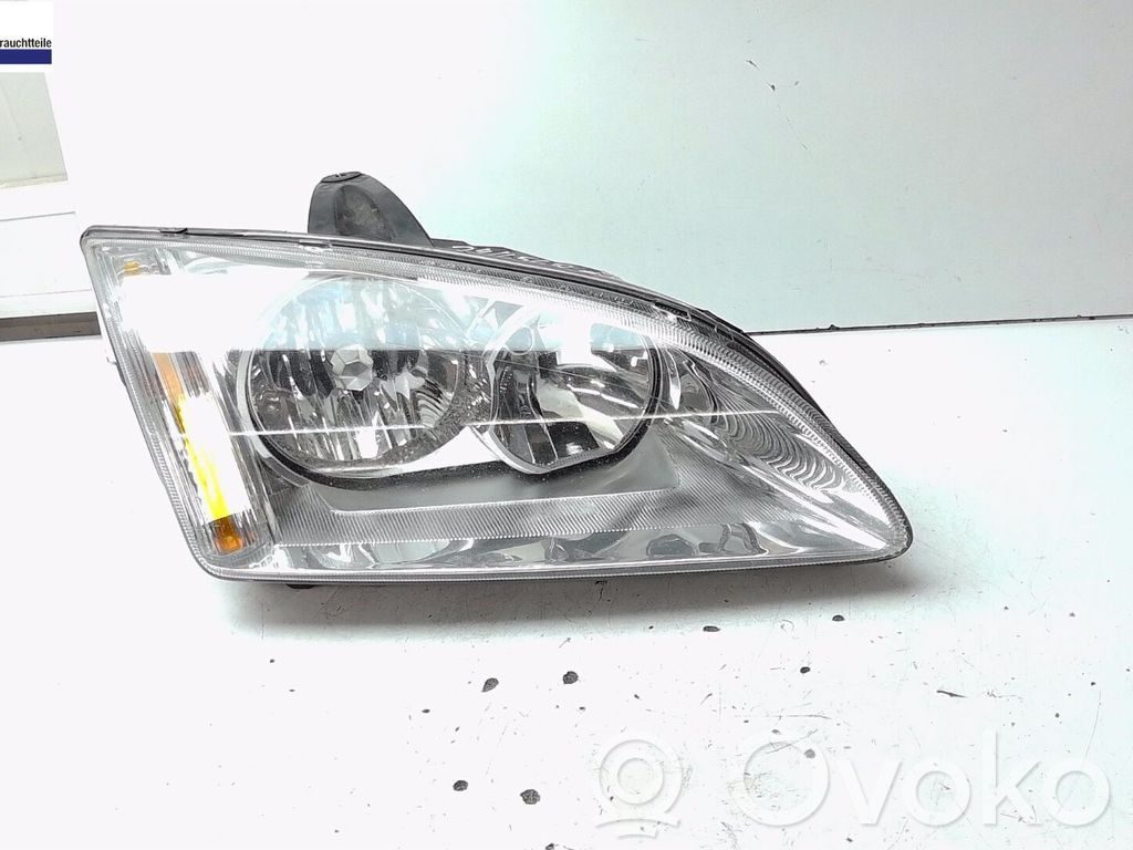 Ford Focus Lampa przednia 