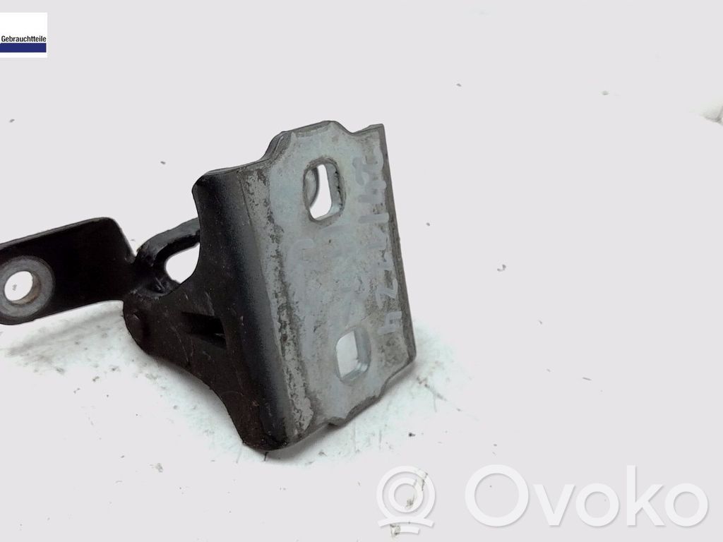 Opel Meriva B Rear door lower hinge 