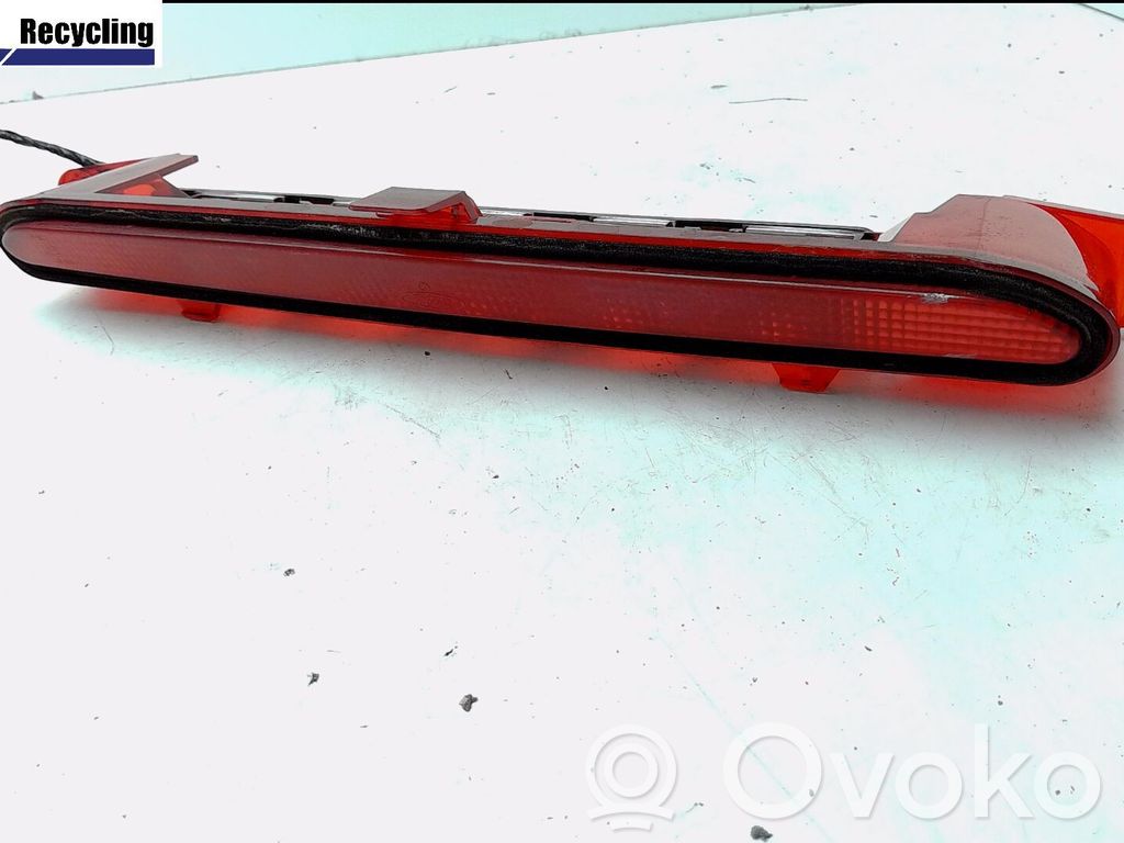 Ford Focus Third/center stoplight 