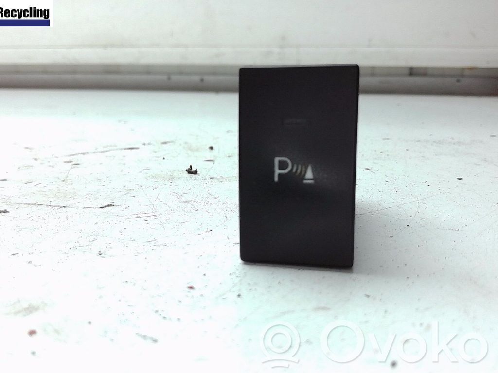 Parking (PDC) sensor switch   BBP366PS0