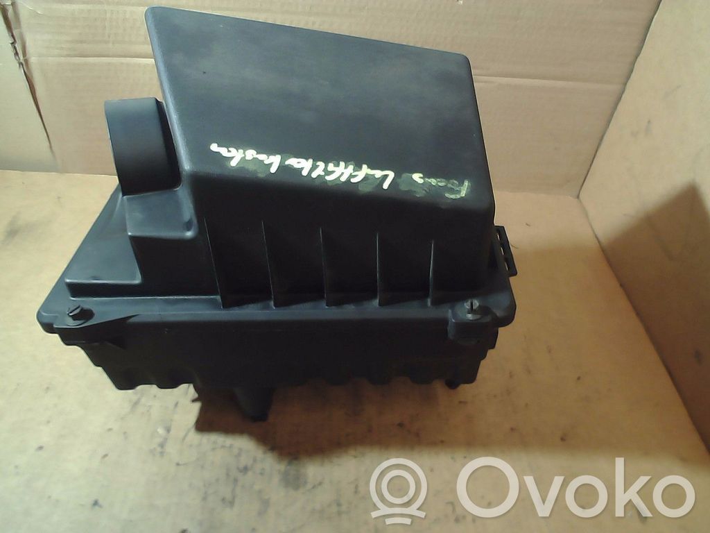 Ford Focus Air filter box 