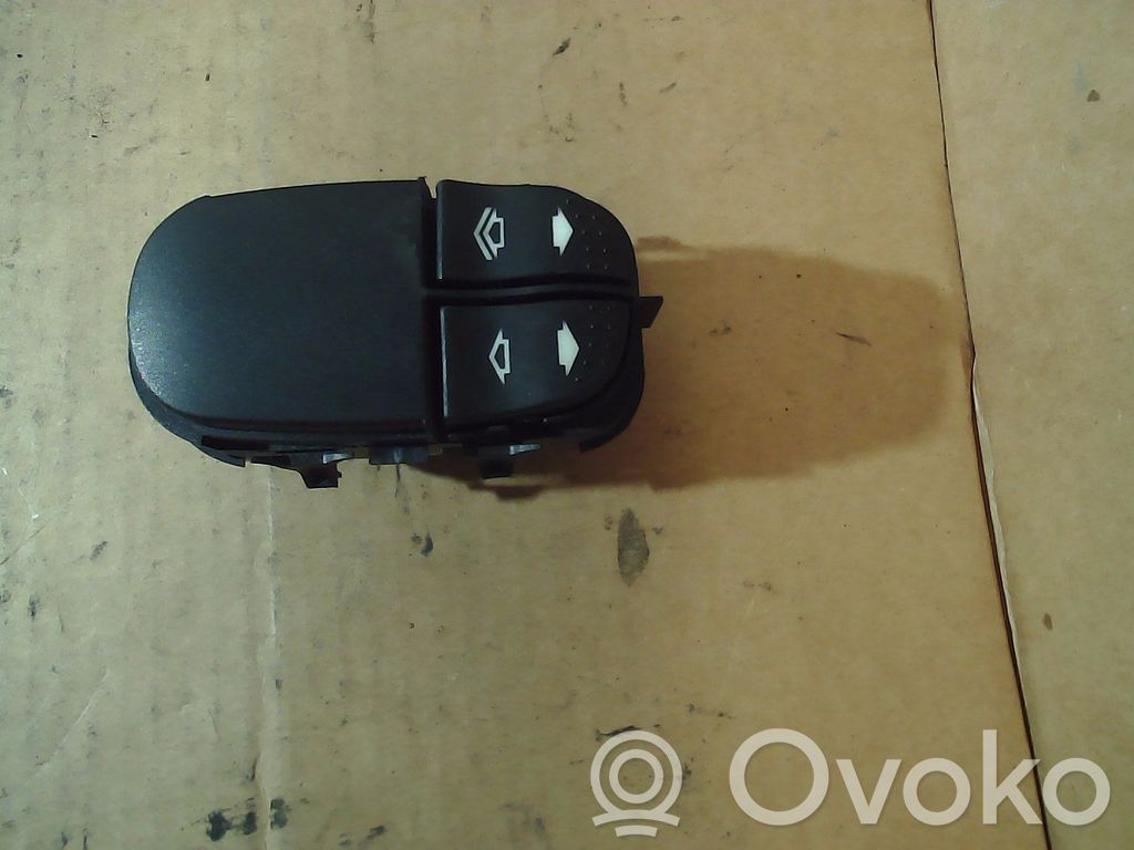 Ford Focus Electric window control switch 