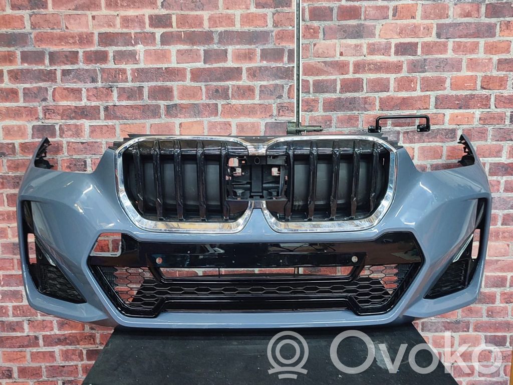 BMW X1 U11 Parachoques delantero 