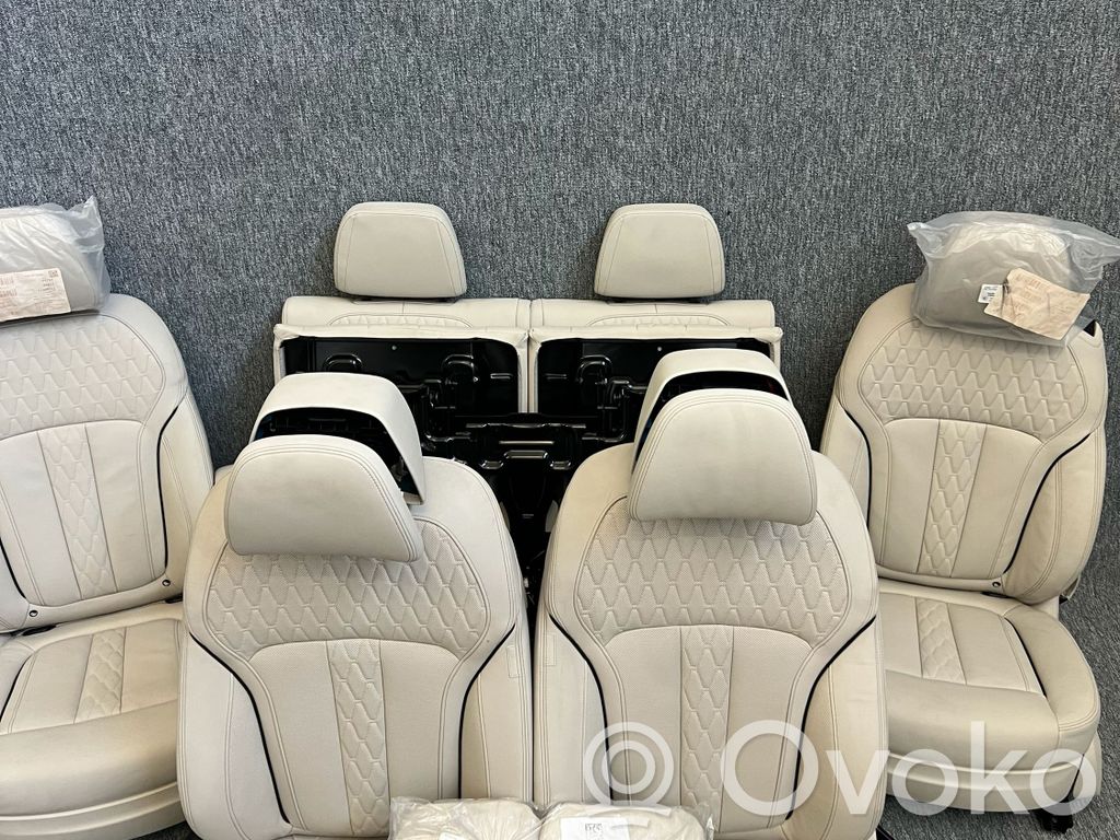Interior set   52107932156