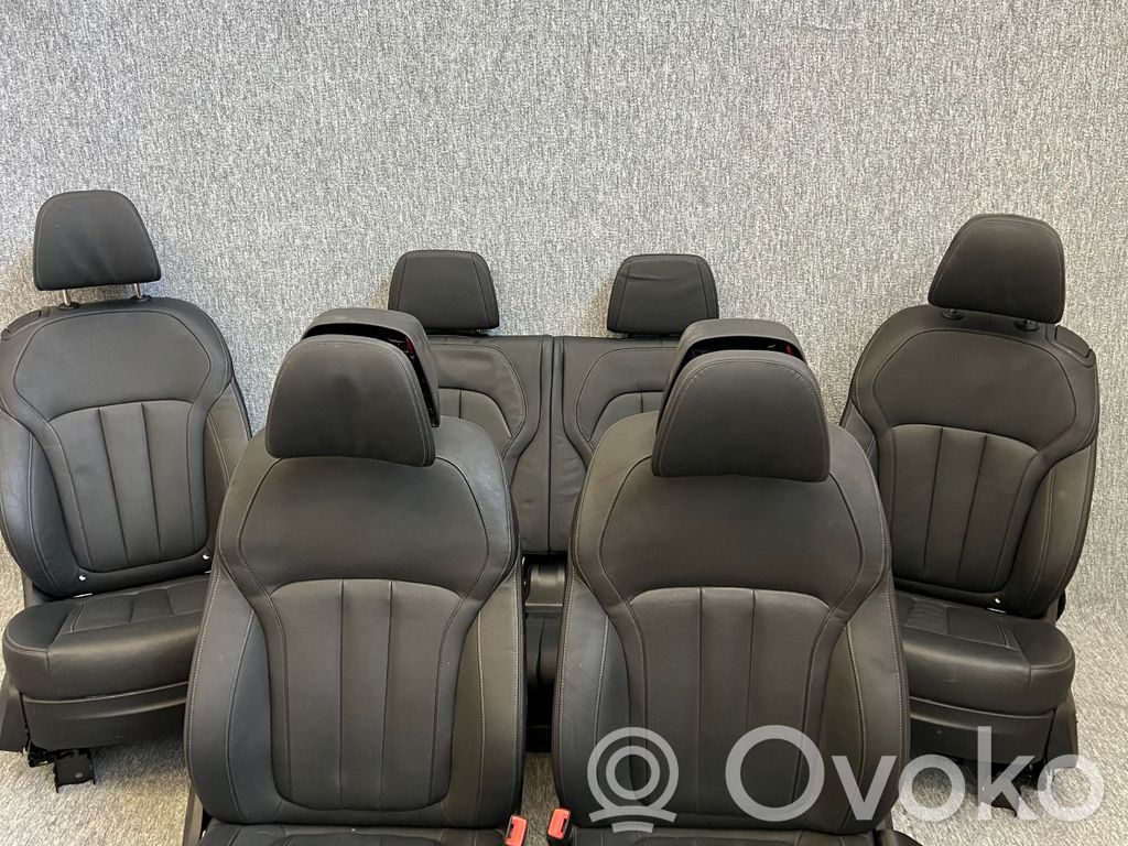 BMW X7 G07 Set de interior 