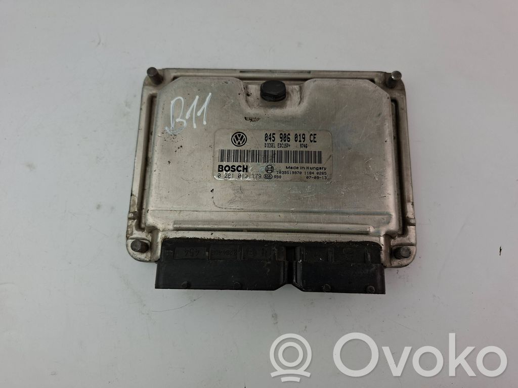 Skoda Fabia Mk2 (5J) Engine control unit/module 